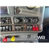 Image 24 : 2023 KENWORTH T880 T/A SLEEPER TRUCK TRACTOR