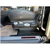 Image 32 : 2023 KENWORTH T880 T/A SLEEPER TRUCK TRACTOR