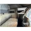 Image 23 : 2022 KENWORTH W900B T/A SLEEPER TRUCK TRACTOR