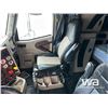 Image 8 : 2015 INTERNATIONAL 9900I T/A SLEEPER TRUCK TRACTOR