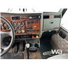 Image 10 : 2005 KENWORTH T800 T/A SLEEPER TRUCK TRACTOR