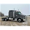 Image 2 : 2005 KENWORTH T800 T/A SLEEPER TRUCK TRACTOR