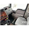 Image 9 : 2005 KENWORTH T800 T/A SLEEPER TRUCK TRACTOR