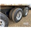 Image 38 : 2019 WESTERN STAR 4900SF TRI DRIVE DUMP TRUCK