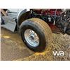 Image 35 : PS - 2013 KENWORTH T800 TRI DRIVE DUMP TRUCK