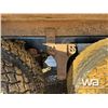 Image 46 : PS - 2013 KENWORTH T800 TRI DRIVE DUMP TRUCK