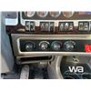 Image 18 : 2019 KENWORTH T800 T/A DUMP TRUCK
