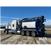 Image 4 : 2014 WESTERN STAR 4900SA TRI DRIVE HYDRO VAC TRUCK