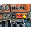 Image 21 : 2005 KENWORTH T800 T/A SLEEPER VACUUM TRUCK