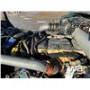 Image 34 : 2005 KENWORTH T800 T/A SLEEPER VACUUM TRUCK