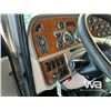 Image 16 : 2007 PETERBILT 389 TRI DRIVE FUEL & LUBE TRUCK