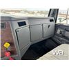 Image 9 : 2001 WESTERN STAR 4964FX T/A WATER TANK TRUCK