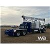 Image 3 : 2005 KENWORTH T800B TWIN-STEER SLEEPER BOOM TRUCK