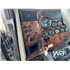 Image 16 : 2001 PETERBILT PB330 S/A 24 FT. VAN TRUCK