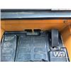Image 19 : 2021 CASE TV450B 2-SPEED COMPACT TRACK LOADER