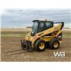 Image 1 : 2004 CATERPILLAR 262B SKID STEER LOADER