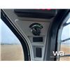Image 9 : 2015 CATERPILLAR 236D 2-SPEED SKID STEER LOADER
