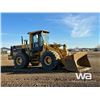 Image 2 : 1990 KOMATSU WA450-1 WHEEL LOADER