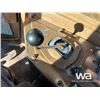Image 15 : 1989 CATERPILLAR D8N CRAWLER DOZER