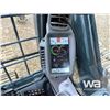 Image 10 : 2015 JOHN DEERE 250G LC HYDRAULIC EXCAVATOR