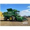 Image 2 : 2017 JOHN DEERE S680 COMBINE