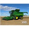 Image 1 : 2016 JOHN DEERE S680 COMBINE