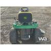 Image 19 : JOHN DEERE D110 RIDE-ON LAWN MOWER