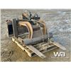 Image 2 : 60 IN. SKID STEER HYD. MAT GRAPPLE FORKS