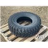 Image 3 : (1) GRIZZLY LT285/75R16 TIRE
