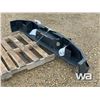 Image 3 : HEAVY DUTY WINCH BUMPER