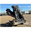 Image 2 : 2004 HIAB 200-5 KNUCKLE PICKER