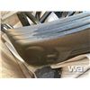 Image 9 : JOHN DEERE SPRAYER FENDERS