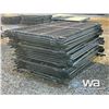 Image 4 : (24) 7 FT. MESH LIVESTOCK PANELS