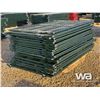 Image 2 : (24) 7 FT. MESH LIVESTOCK PANELS