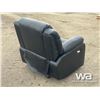 Image 3 : LEATHER RECLINER CHAIR