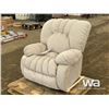 Image 1 : ULTRA PLUSH RECLINER CHAIR