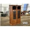 Image 2 : (2) CURIO CABINETS