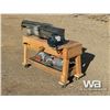 Image 3 : WOOD JOINTER W/ WOODEN STAND