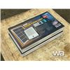 Image 2 : (2) 600W SOLAR LIGHTS
