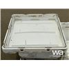 Image 9 : (2) TRANSPORT CASES