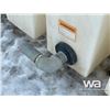 Image 7 : 2400 GALLON WATER POLY TANK