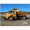 Image 1 : 1996 INTERNATIONAL 4900 S/A SANDER DUMP TRUCK