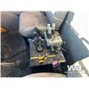 Image 9 : 1996 INTERNATIONAL 4900 S/A SANDER DUMP TRUCK