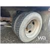 Image 23 : 2005 CHEVROLET C5500 FLATBED TRUCK