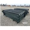 Image 1 : (18) 4X7 FT. GREEN LIVESTOCK PANELS