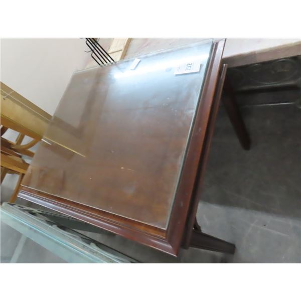 Mahogany Glasstop End Table
