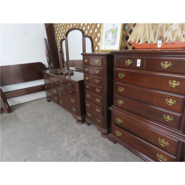 Mahogany Full Bedroom Set - 9 Pc.
