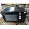 Image 1 : Farberware Black Microwave Oven