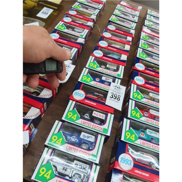 Die Cast Trucks - 14
