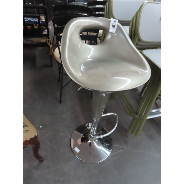 Contemporary Adjustable Height Stool